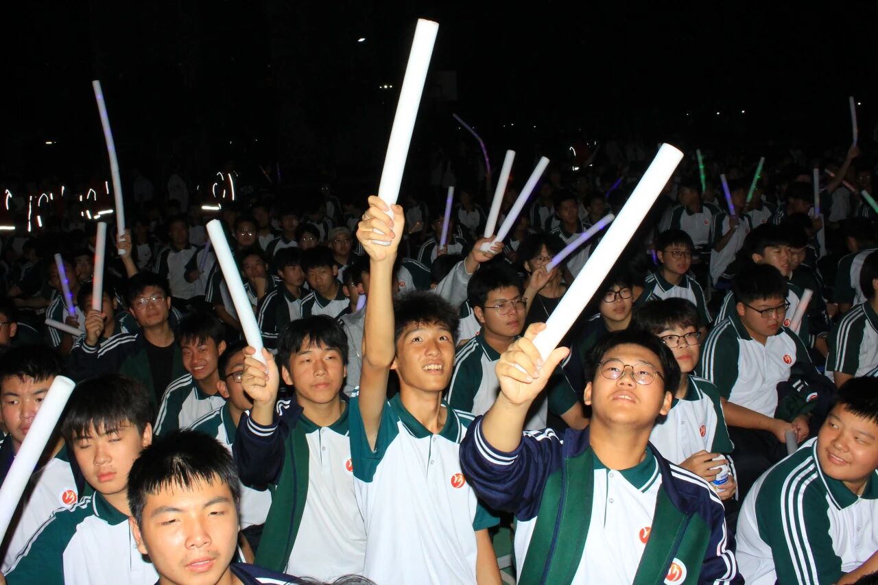 启序新章,共赴韶华——山东运河职业中专2026级迎新晚会(图20) 启序新章,共赴韶华——山东运河职业中专2026级迎新晚会(图20)